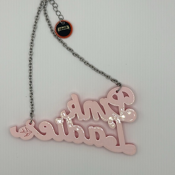 Grease x Erstwilder pink ladies necklace - Picture 2 of 5
